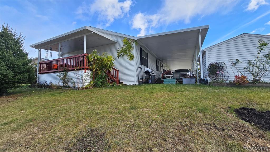 115 Pine Lakes Drive W, Lapeer, MI 48446 — Photo 7