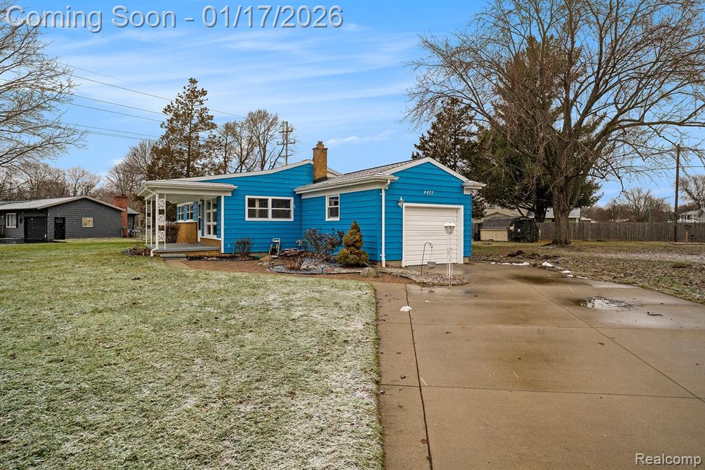4477 Briar Lane, Burton, MI 48509 — front exterior