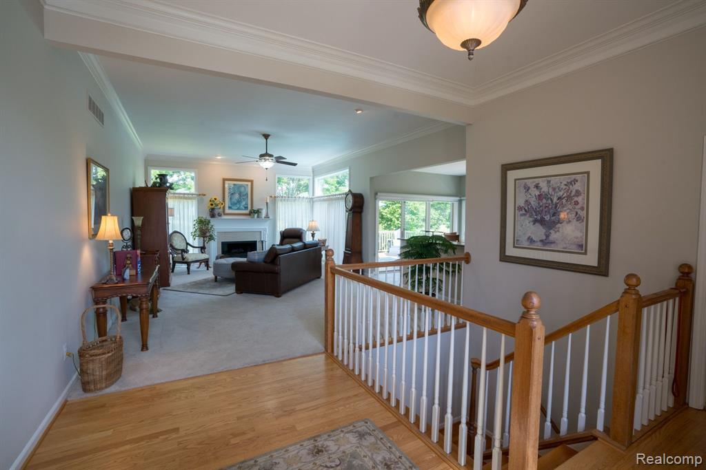 4870 DORAL Drive, Ann Arbor, MI 48108 — Photo 7