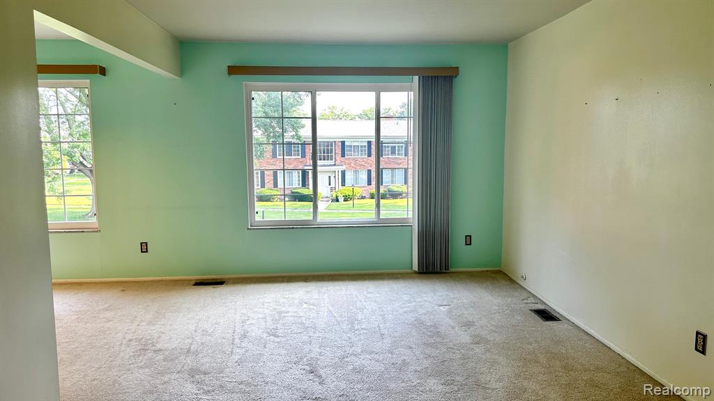 29480 HOOVER Road, Warren, MI 48093 — Photo 3