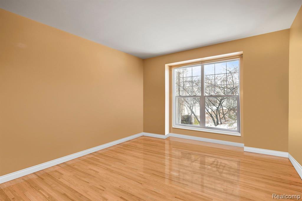 7850 TIMBERLANE Trail, West Bloomfield, MI 48323 — Photo 12