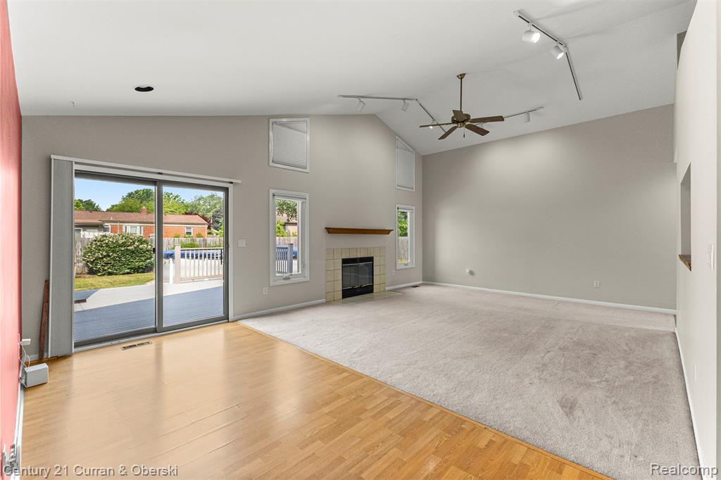 9377 Lamont Street, Livonia, MI 48150 — Photo 10