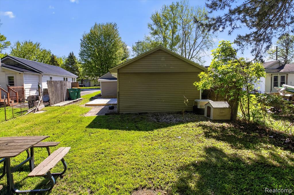 986 Pine Road, Bay City, MI 48706 — Photo 31