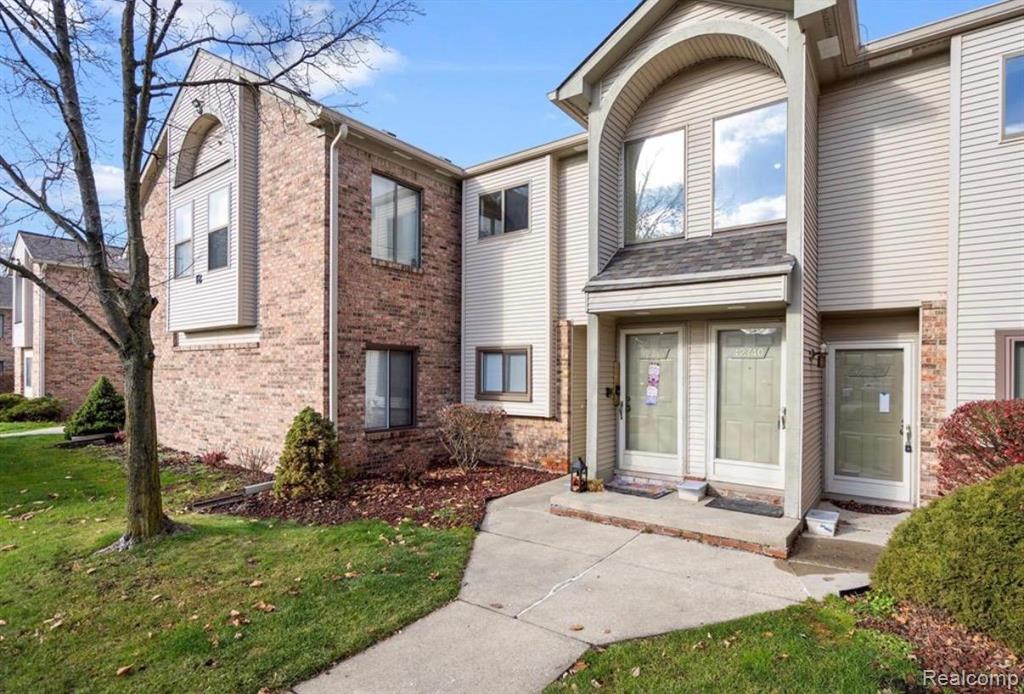 42740 Lilley Pointe Drive, Canton, MI 48187 — front exterior