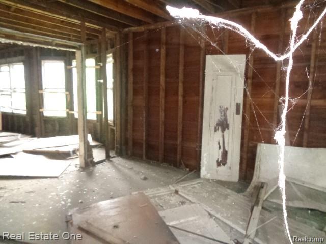 9005 N Martindale Street, Detroit, MI 48204 — Photo 5