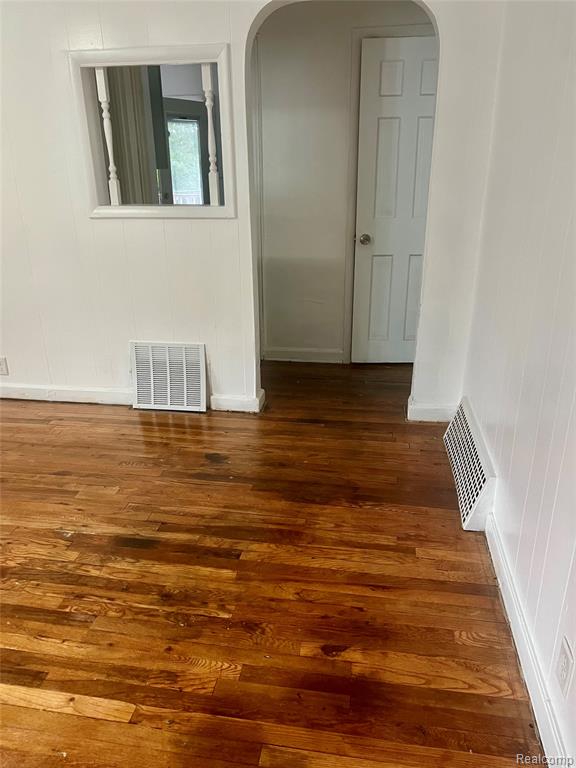701 Huron Street, Flint, MI 48507 — Photo 8