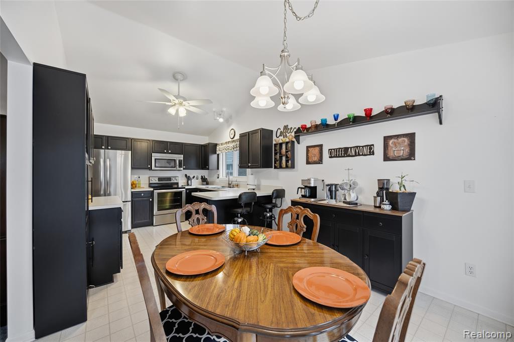 6670 Copper Creek Dr W, Washington, MI — Photo 14