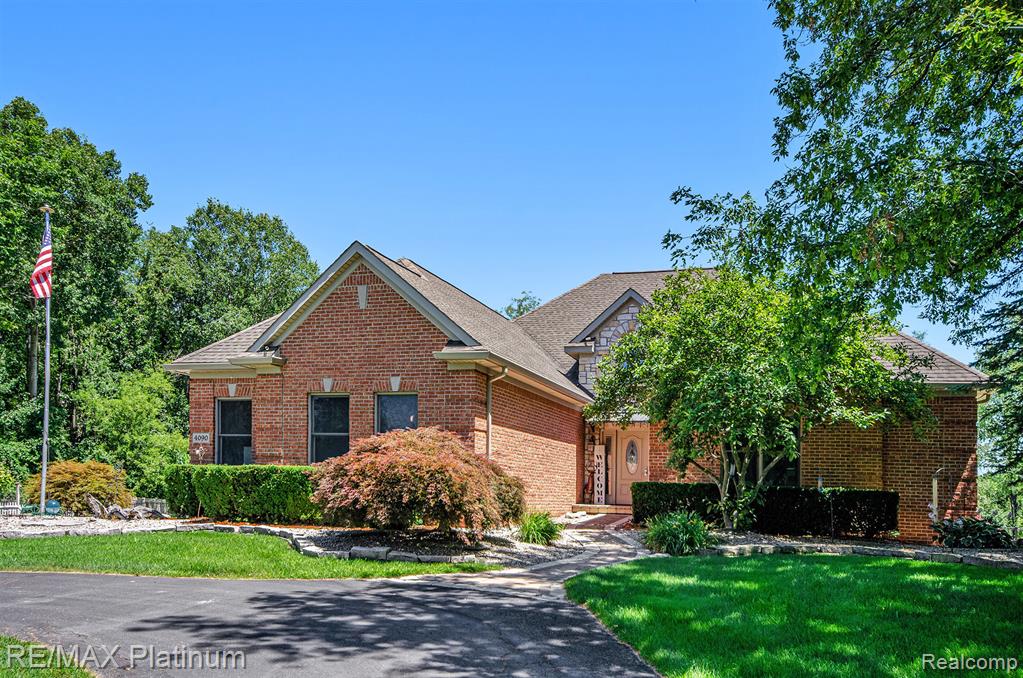 4090 ROLLING ACRES DRIVE, Hartland, MI 48353 — Photo 44