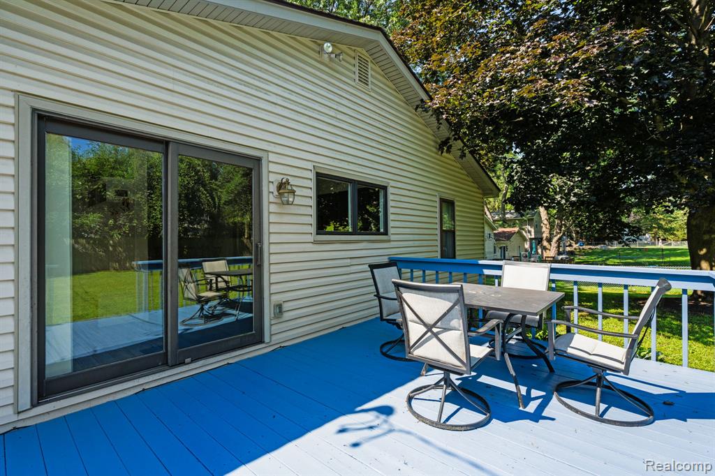 971 Tierney, Highland, MI 48356 — Photo 31