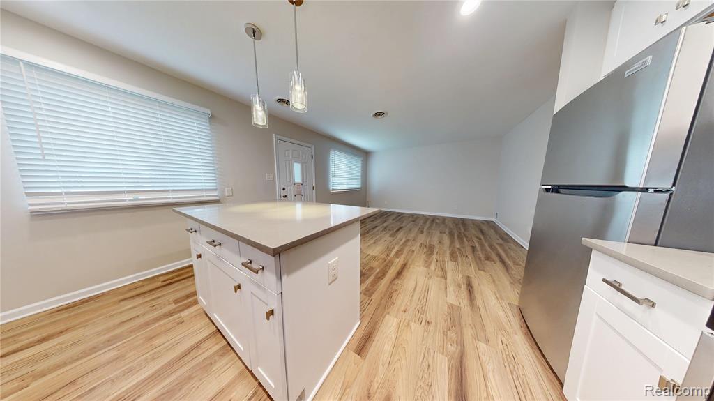 87 W Barrett Avenue, Madison Heights, MI 48071 — Photo 2