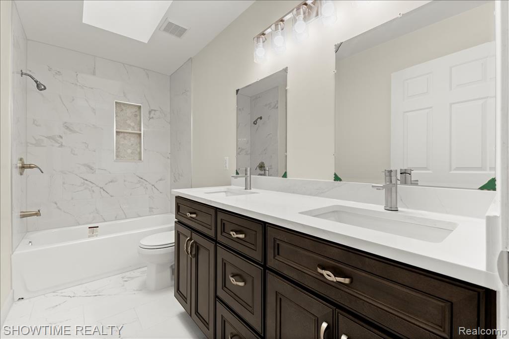 46132 Royal Drive, Chesterfield, MI — Photo 29