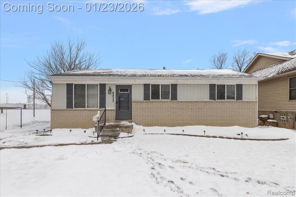 6823 Engleman, Center Line, MI 48015 — Photo 2