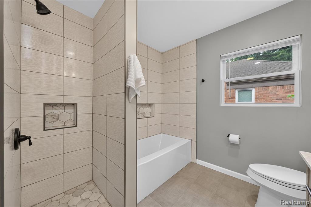 19391 Sussex Street, Detroit, MI 48235 — Photo 23