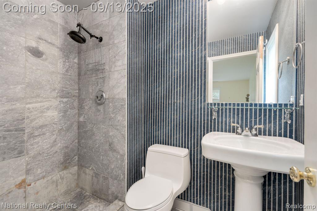 5118 Vincennes Court, Bloomfield Hills, MI 48302 — Photo 53
