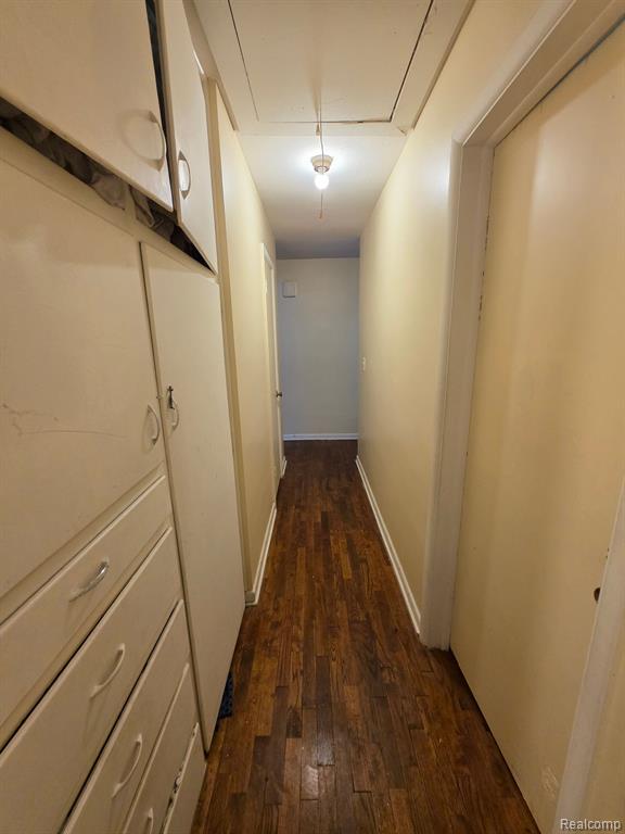 972 BARNEY Avenue, Flint, MI 48503 — Photo 8