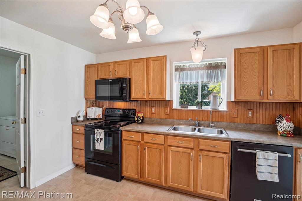 3420 Dewdrop Lane, Howell, MI 48843 — Photo 10