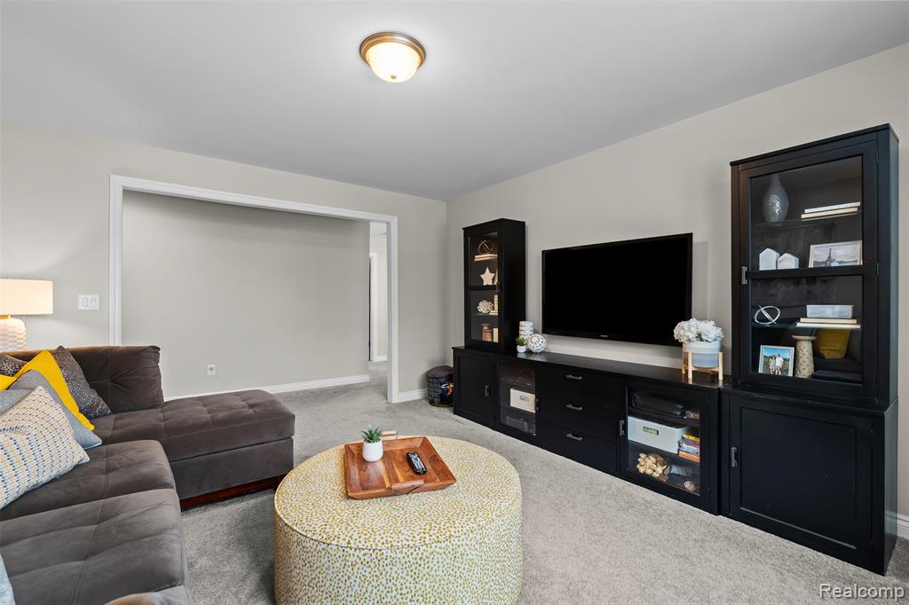 4522 Twin Beach Court, West Bloomfield, MI 48323 — Photo 24