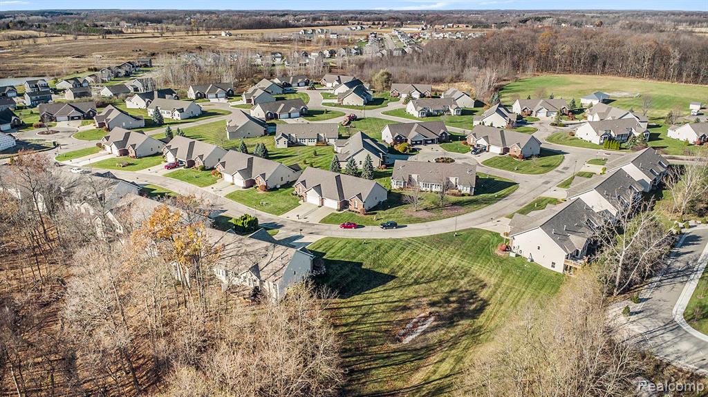 5461 HIDDEN VALLEY Trail, Linden, MI 48451 — Photo 22