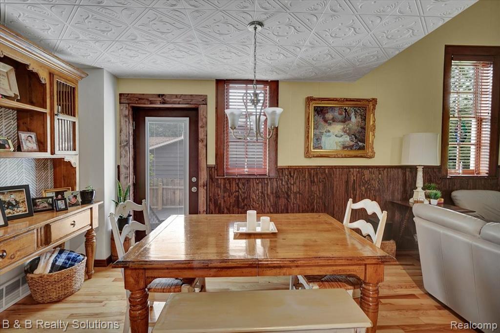 6624 Jefferson Road, North Branch, MI 48461 — Photo 9