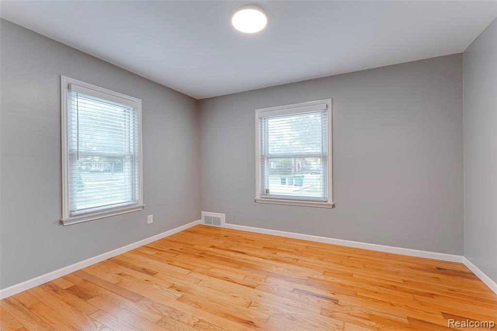 31979 Kathryn Street, Garden City, MI — Photo 25