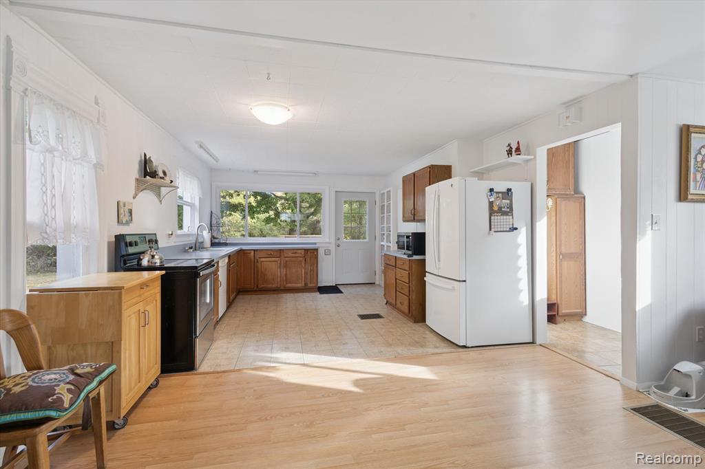 674 Beech Highway, MI 48813 — Photo 17