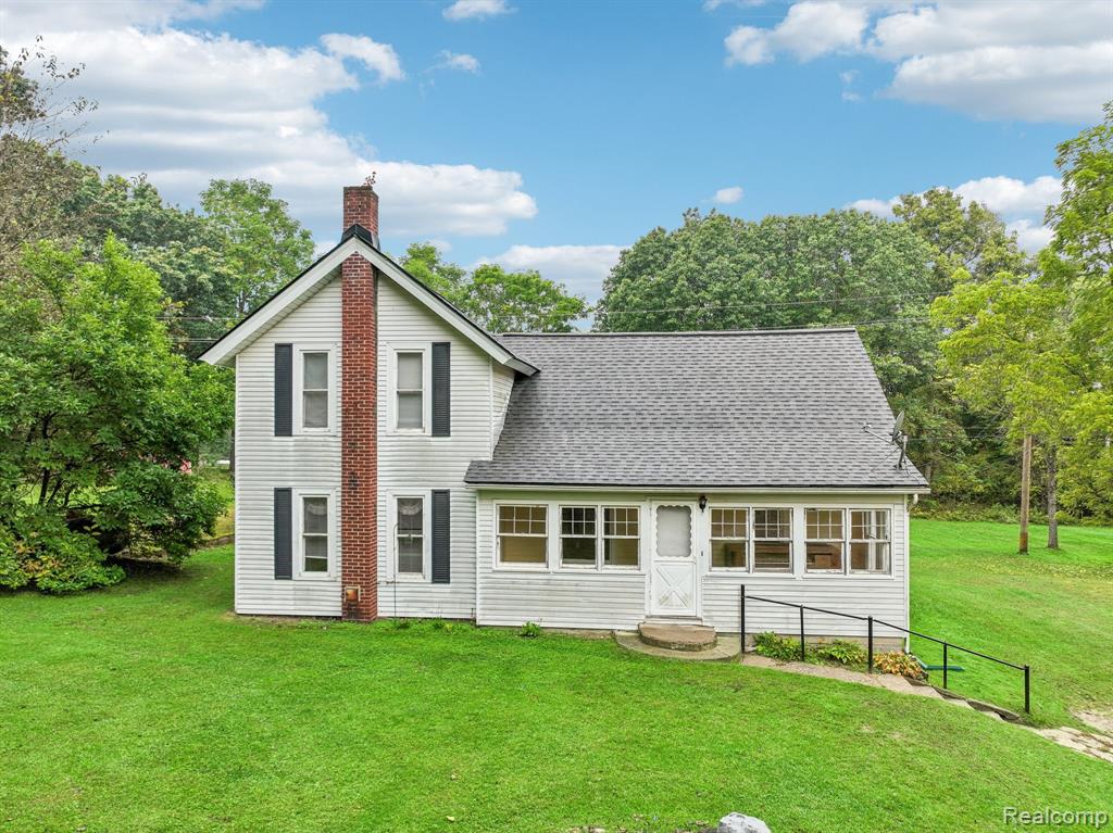 9551 Ellis Road, Clarkston, MI 48348 — Photo 4