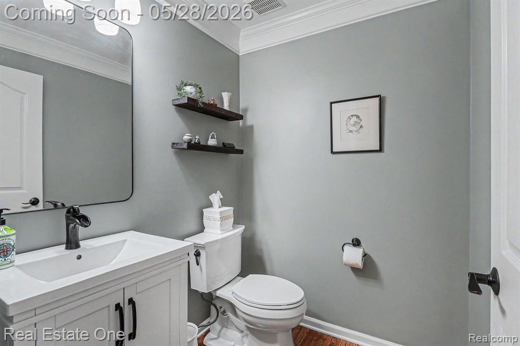 7355 Oakstone Drive, Clarkston, MI 48348 — Photo 17