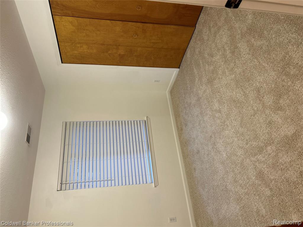 284 Marigold Circle, Westland, MI — Photo 6
