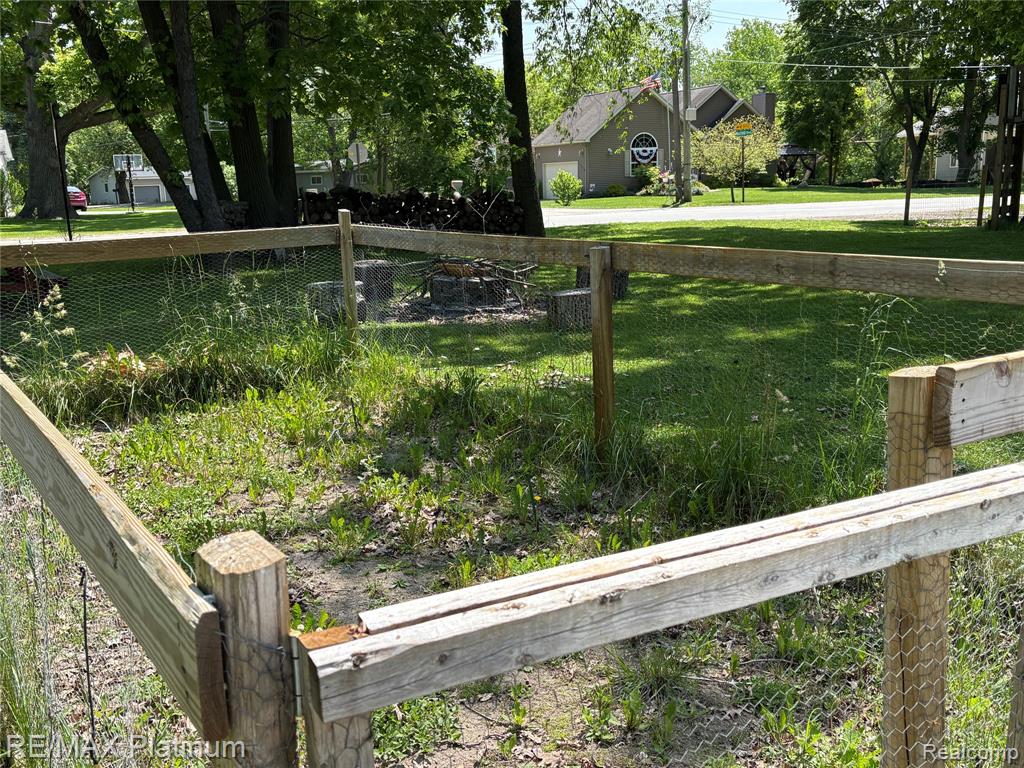 1707 Maxfield Road, Hartland, MI 48353 — Photo 20