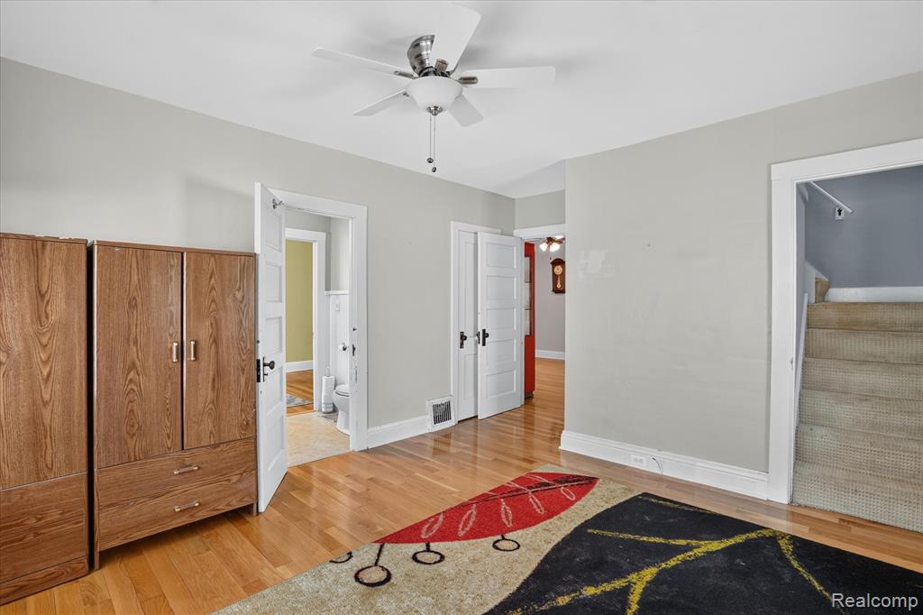 410 S Center Street, Howell, MI 48843 — Photo 20