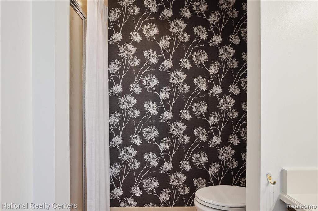 5885 Fairborn, Canton, MI, 48187