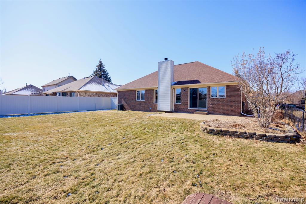 53198 Spurry Lane, Chesterfield, MI — Photo 41