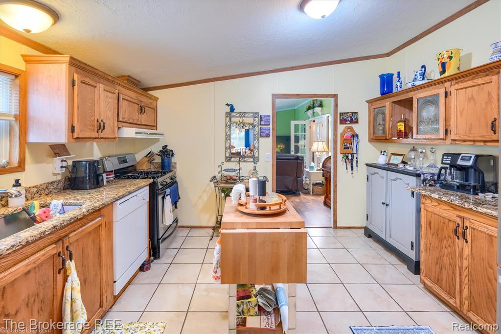 11 Crane Lake Drive, Linden, MI 48451 — Photo 31