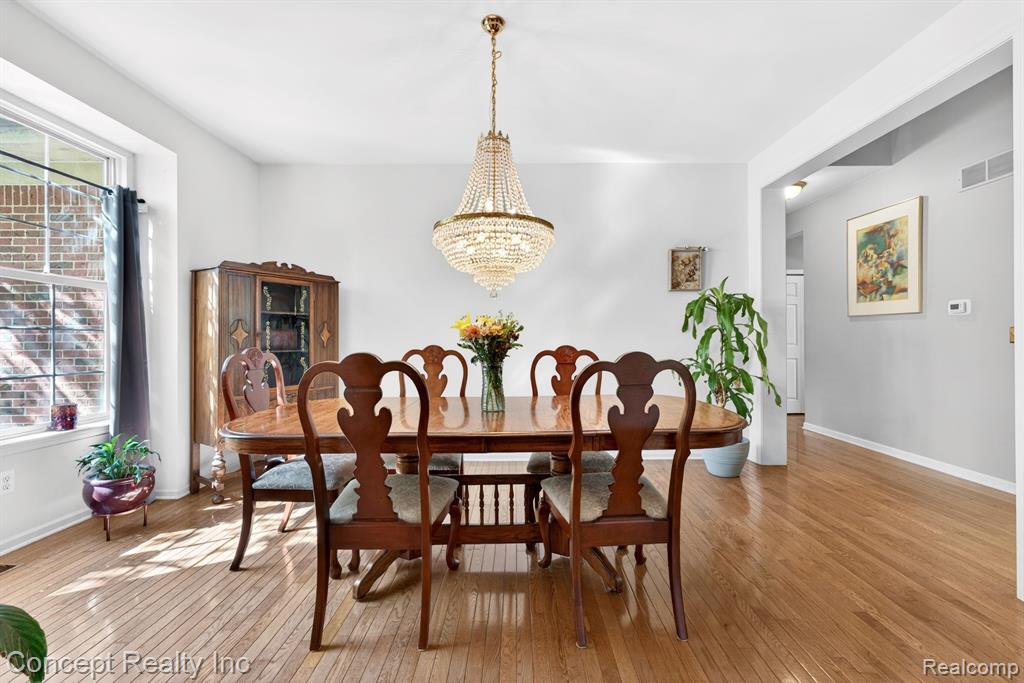 42392 White Hart Boulevard, Canton, MI 48188 — Photo 5