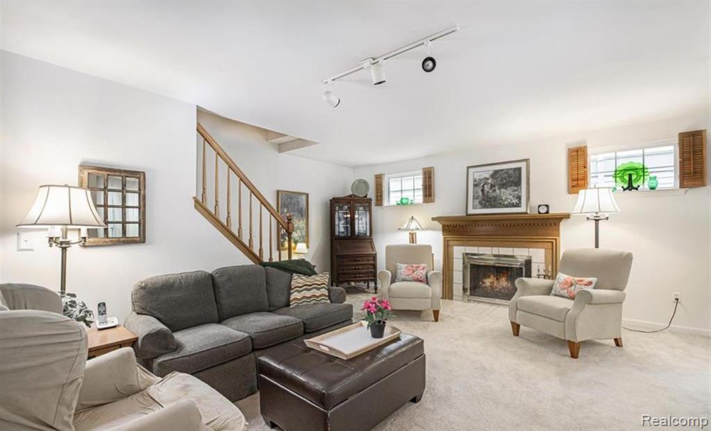 3104 Turnberry Lane, Ann Arbor, MI 48108 — Photo 4