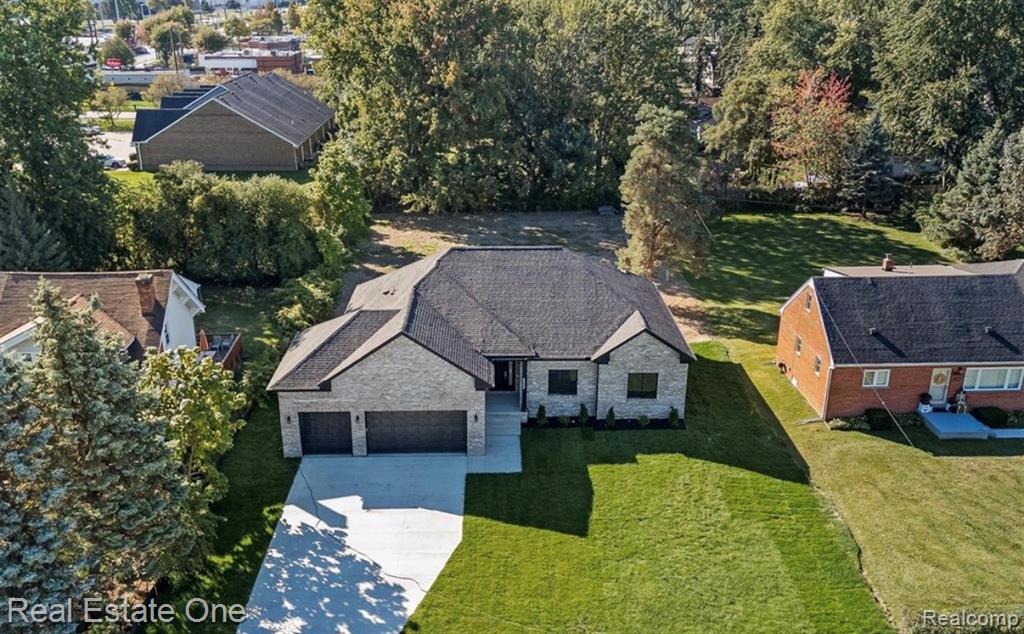 5636 Paris Drive, Sterling Heights, MI 48310 — Photo 37