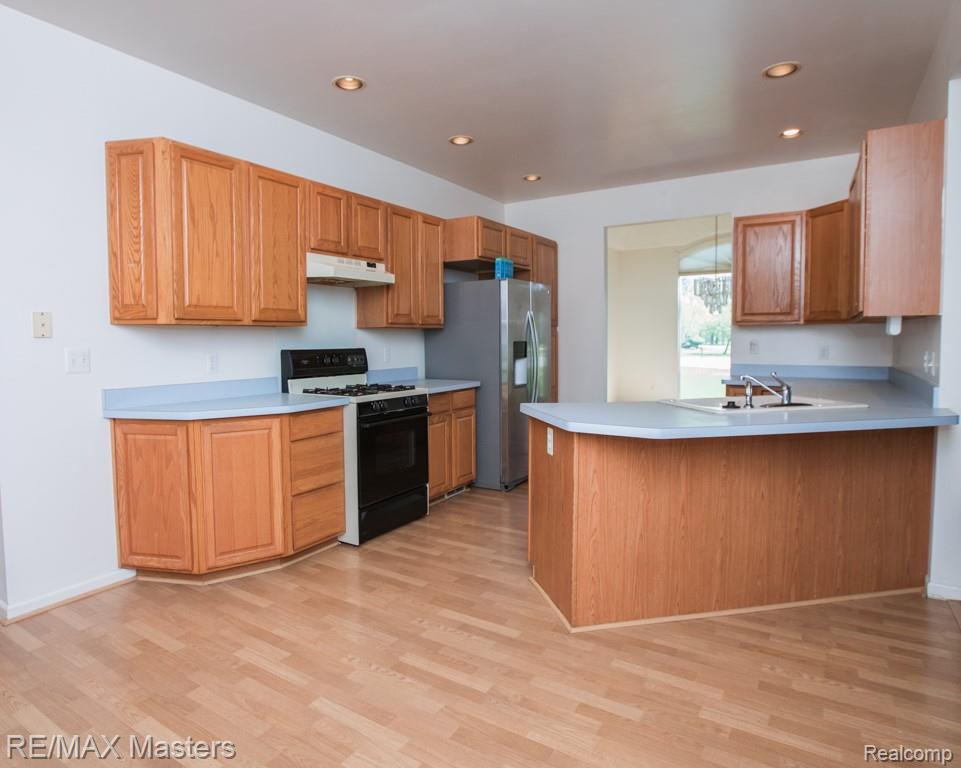 27178 John Drive, New Boston, MI 48164 — Photo 19