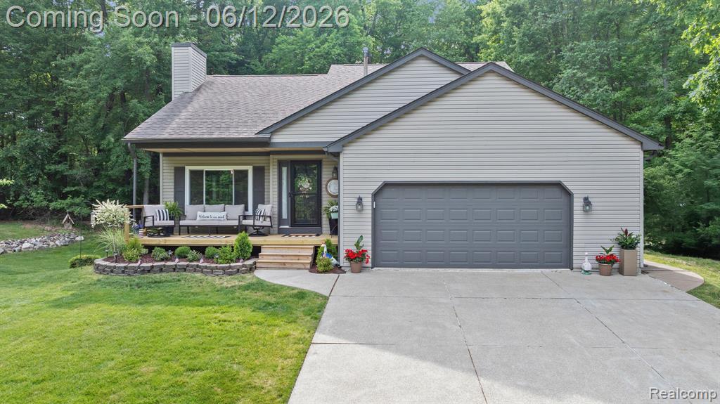 2285 Somerville Drive, Oxford, MI 48371 — front exterior