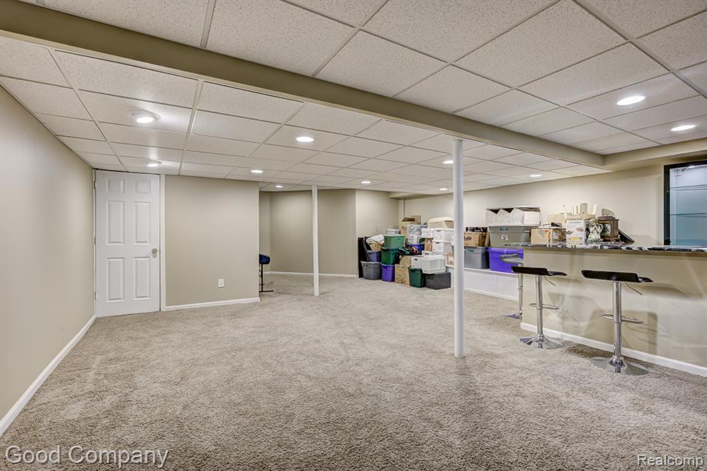 54683 Four Seasons Drive, Shelby Twp, MI 48316 — Photo 48