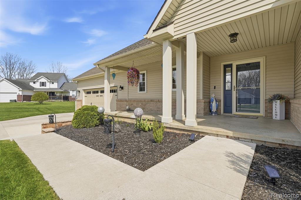 4325 Kellie Court, Howell, MI 48855 — Photo 4