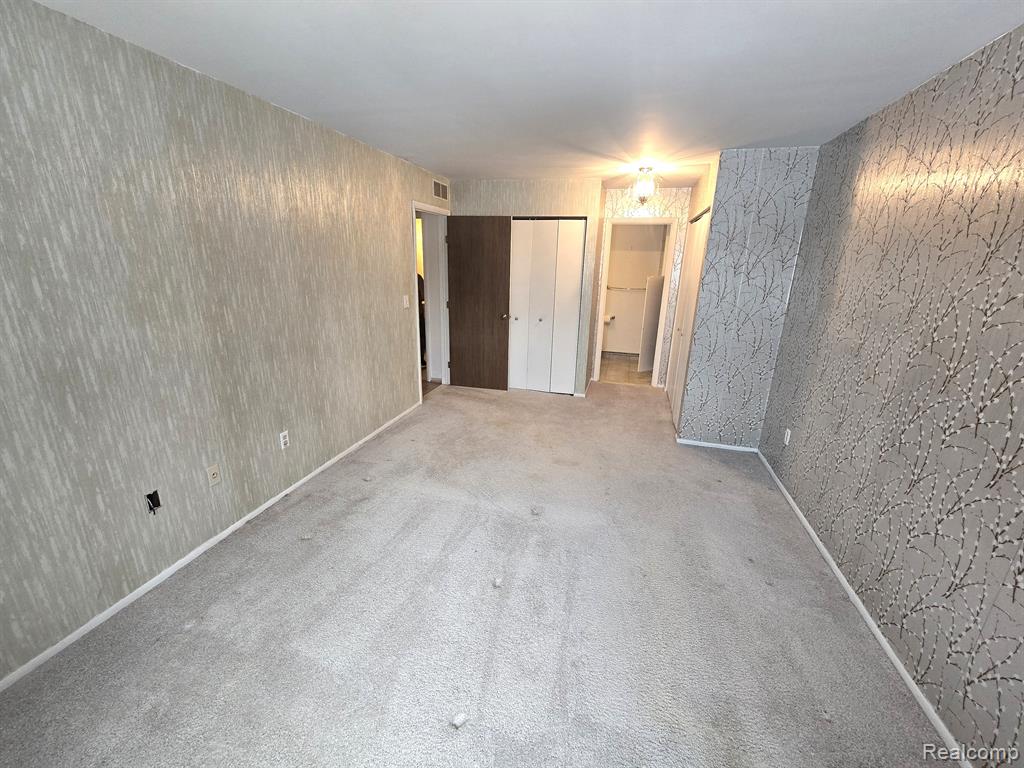1472 W CHATEAU VERT (Unit H) Street, Ypsilanti, MI 48197 — Photo 12