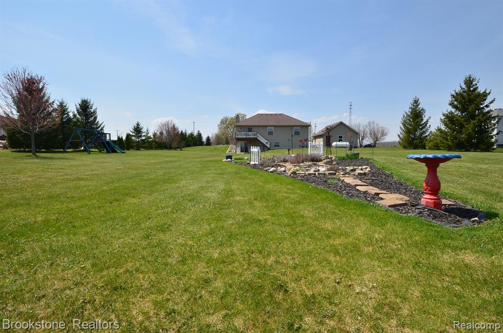 6854 WILDCAT Road, Grant, MI 48032 — Photo 12