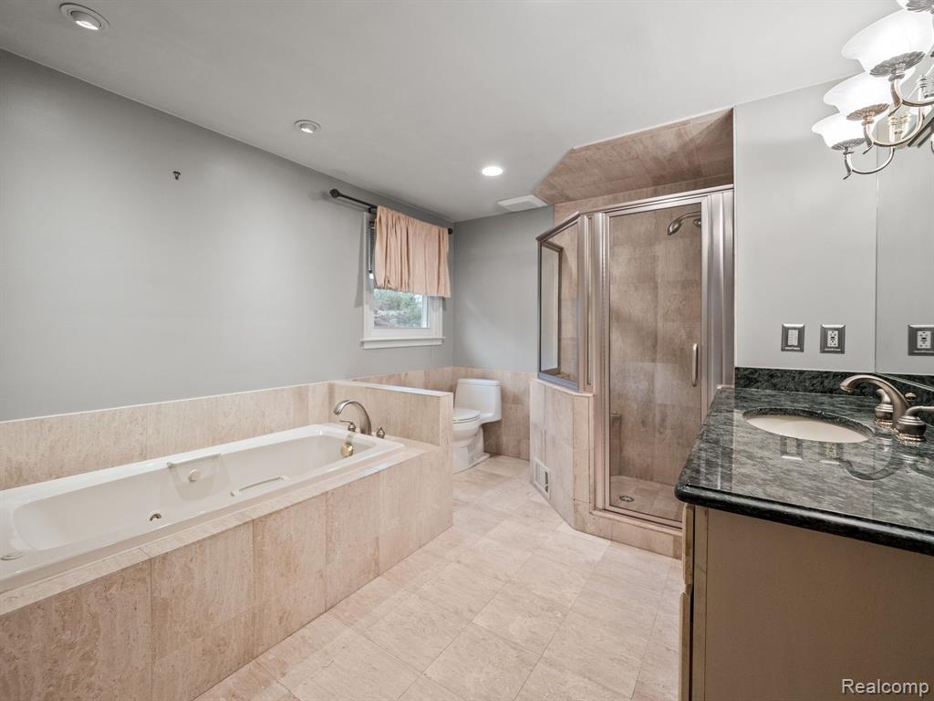5707 WOODWIND Drive, Bloomfield Hills, MI 48301 — Photo 34