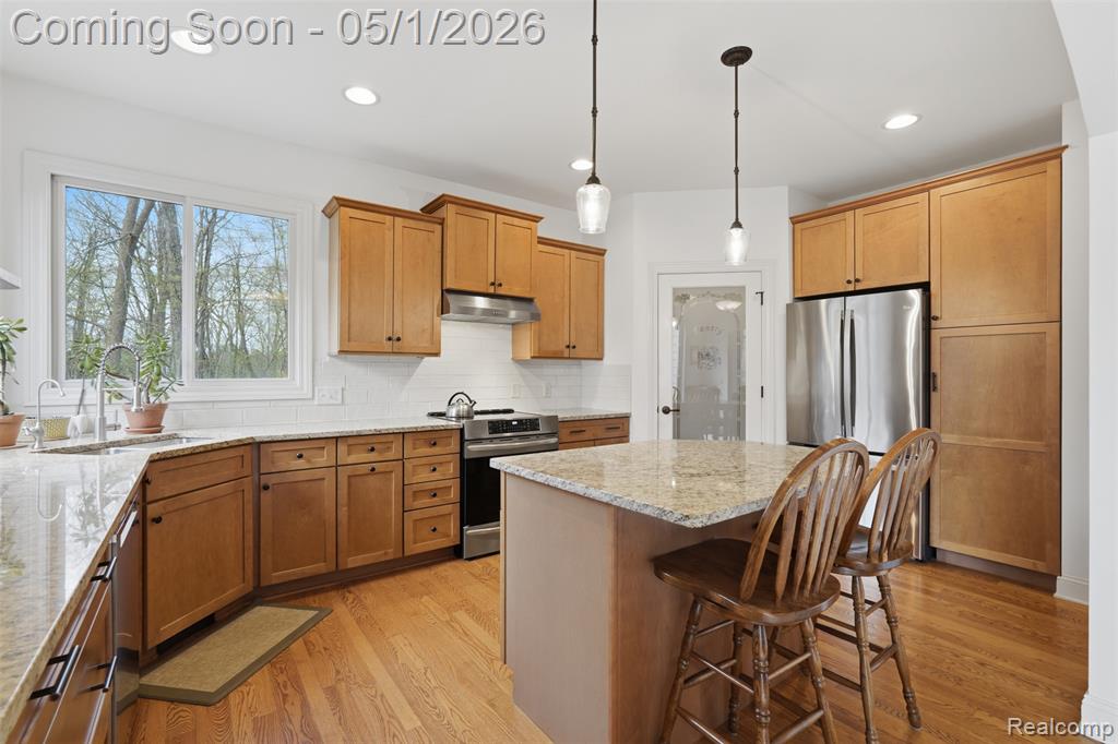 9028 Green Hickory Lane, Fenton, MI 48430 — Photo 16