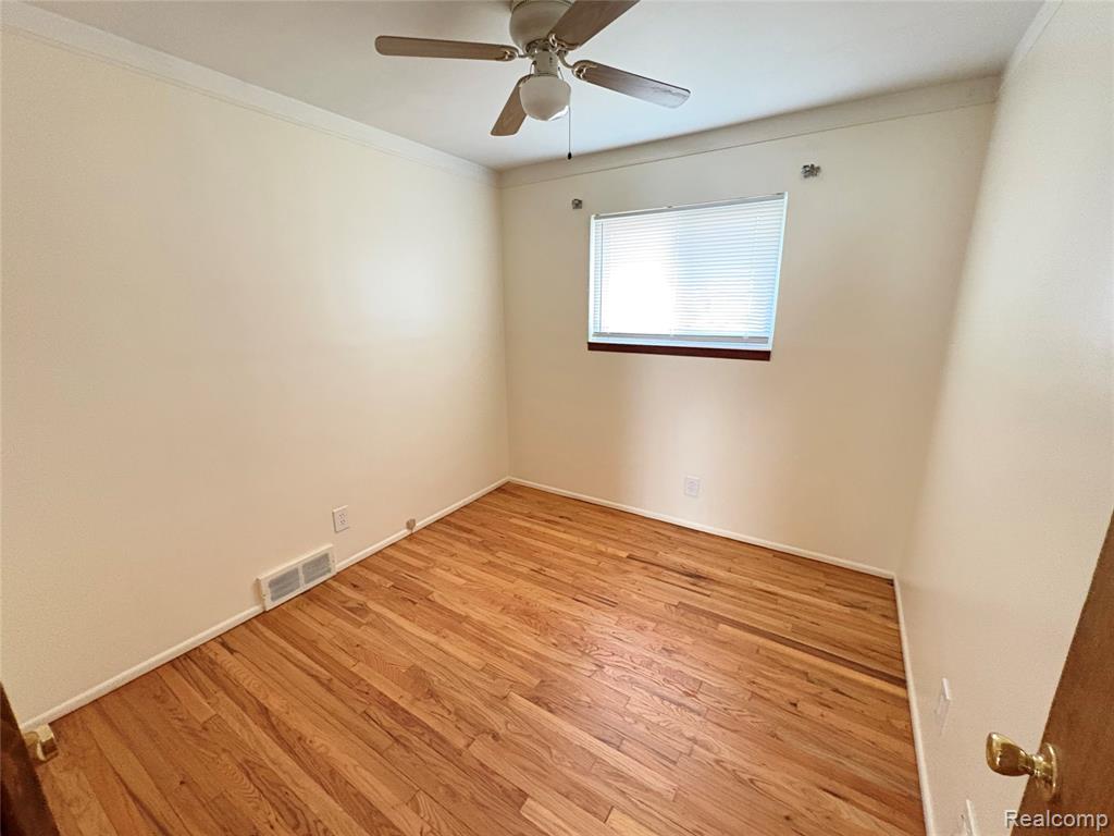 721 Cloverlawn Boulevard, Lincoln Park, MI 48146 — Photo 7