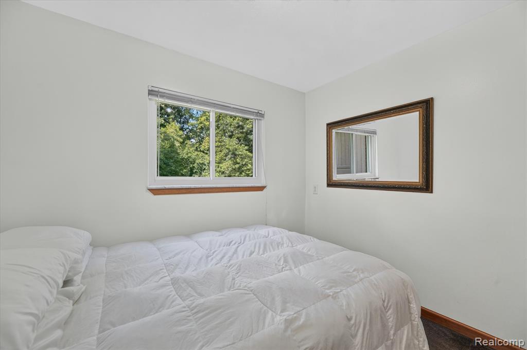 423 Sunset, White Lake, MI 48383 — Photo 38