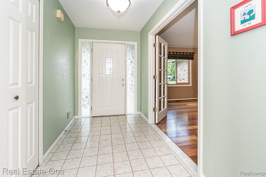 46974 Kramer Drive, Shelby Twp, MI 48315 — Photo 5