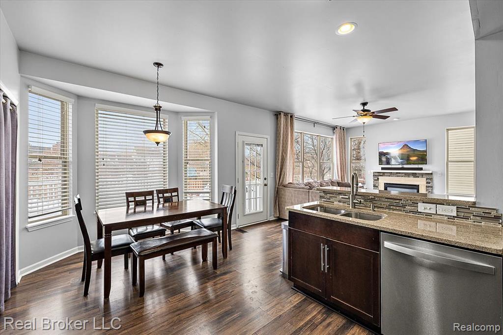 3059 Bridgefield Drive, Ann Arbor, MI 48108 — Photo 13