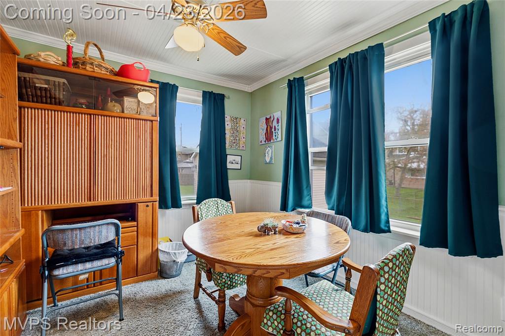 907 Batavia Avenue, Royal Oak, MI 48067 — Photo 13