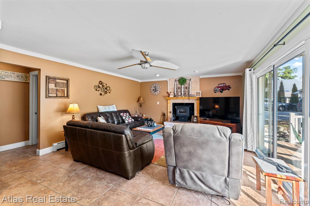 9449 Ridge Road, Goodrich Vlg, MI — Photo 17